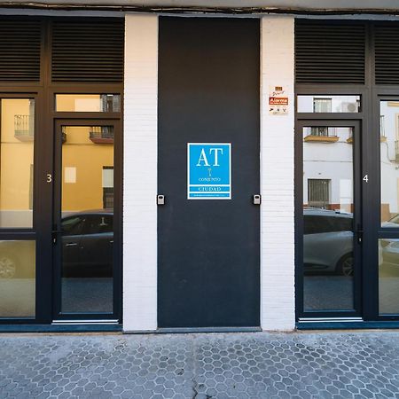 New Hostly Alameda Apartments Sewilla Zewnętrze zdjęcie